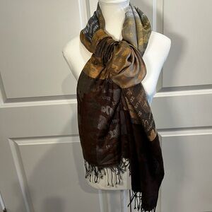 EUC PASHMINA/SILK Scarf in Earth Tones with New York Pattern - 27” x 68”